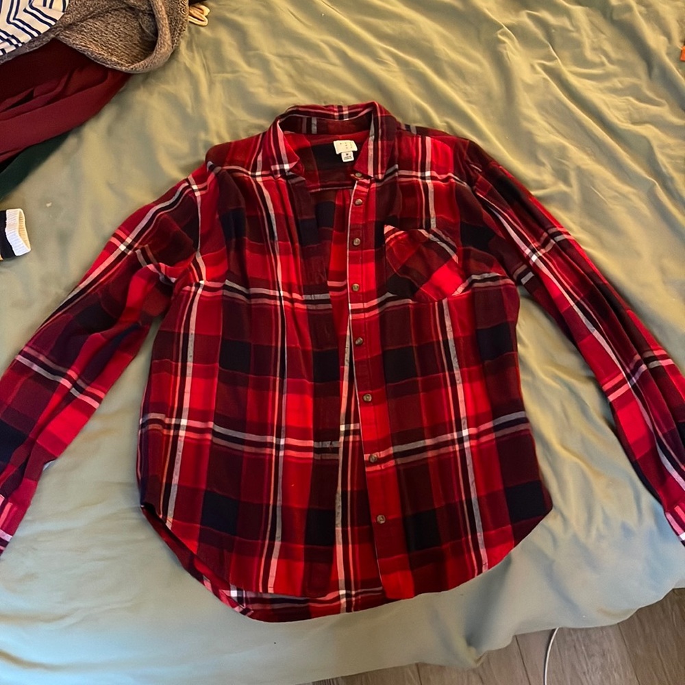 Super soft Women’s Red & Black Flannel, size M
